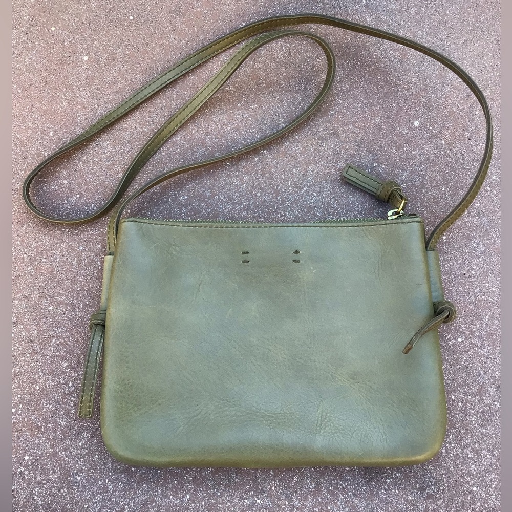❌SOLD❌ Madewell Olive Leather THE KNOTTED Crossbody Bag - Picture 2 of 6
